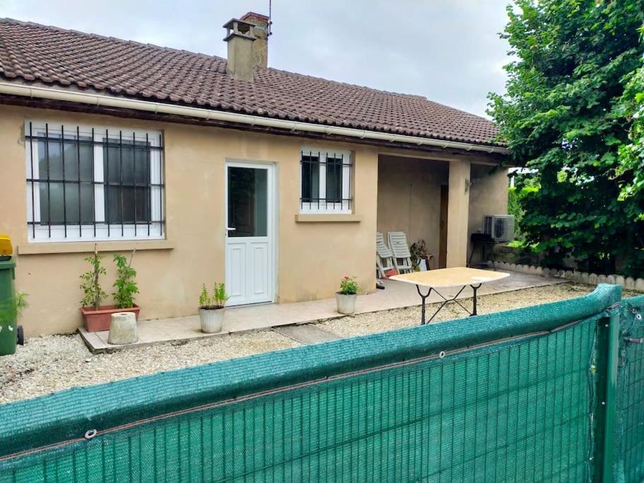 Maison Verrieres  Екстер'єр фото